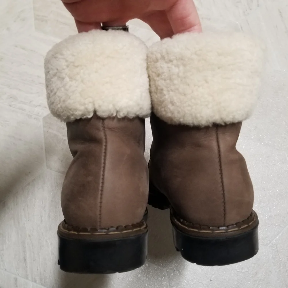 Blondo Waterproof Brown Leather Chunky Heel White Sherpa Cuff Zip Ankle Boots 7‎
